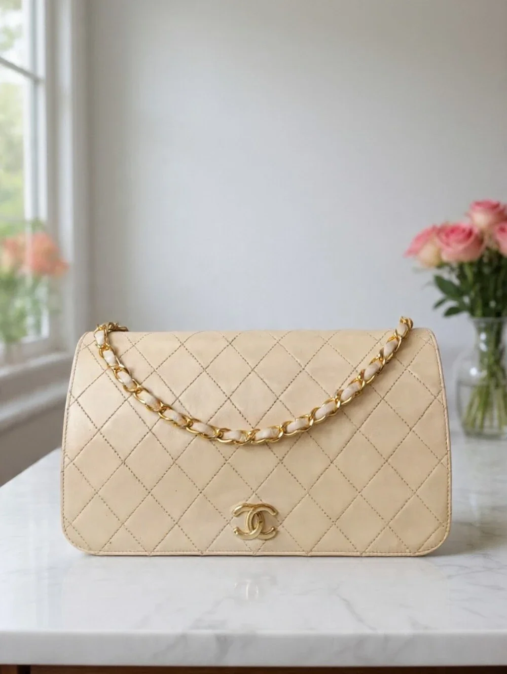Chanel ✨️ Vintage Medium Full Flap Cream Beige Lambskin 24K GHW
